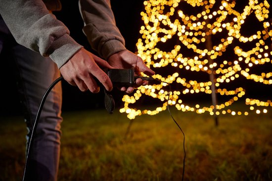 Fairybell® Vlaggenmast Kerstboom 4m – 1500 LED (Warm Wit & Multicolor)